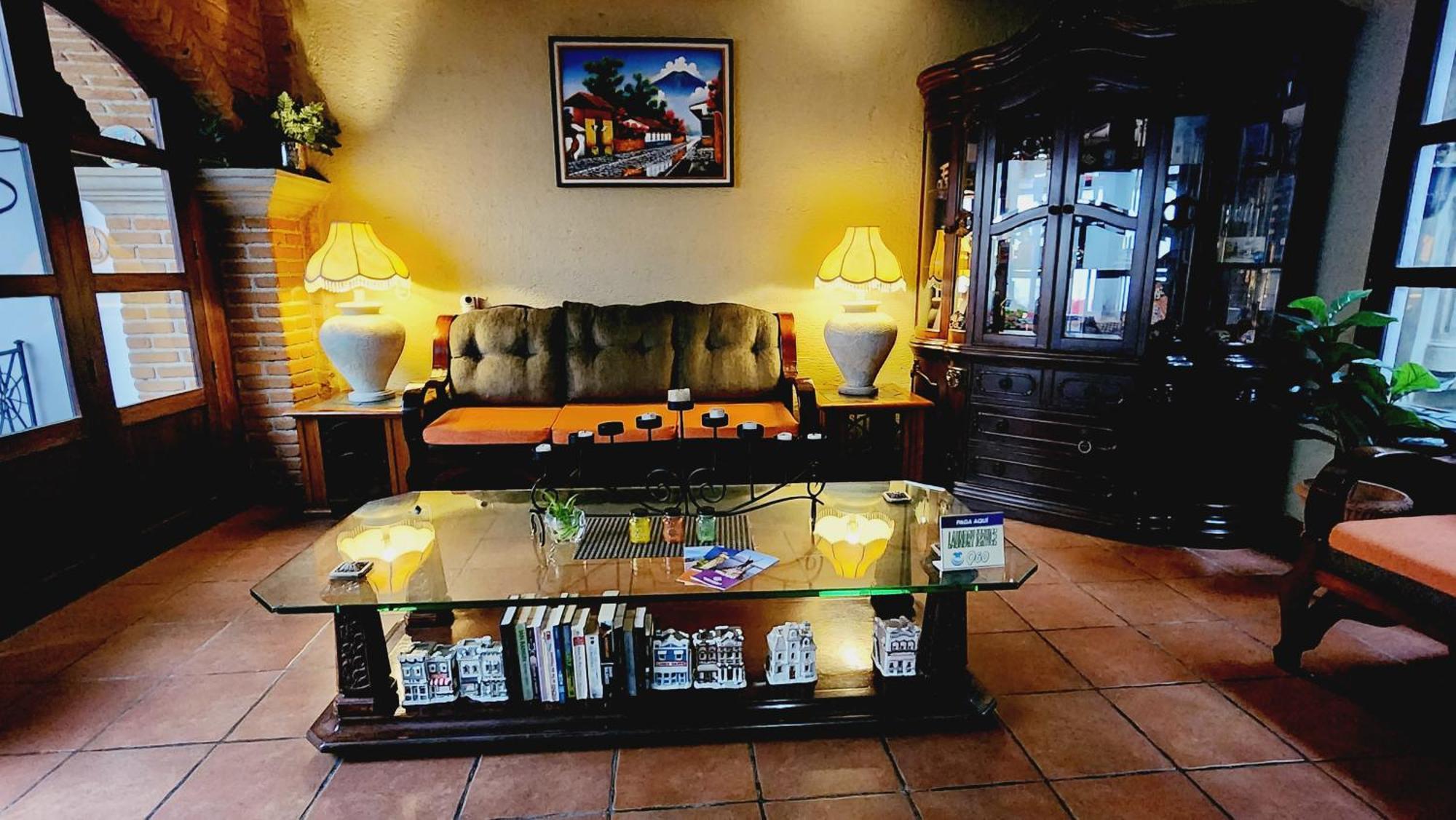 Magnolias Hotel Antigua Bagian luar foto