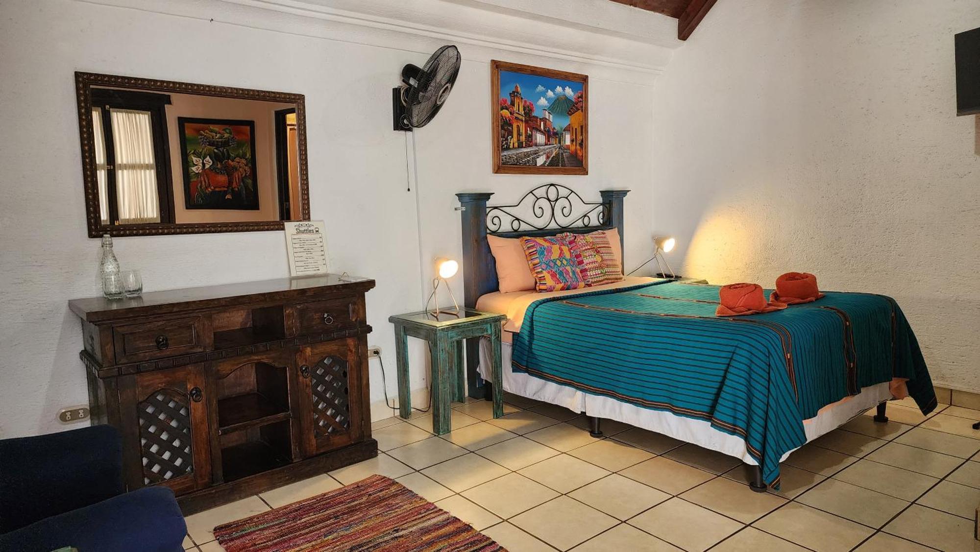 Magnolias Hotel Antigua Bagian luar foto