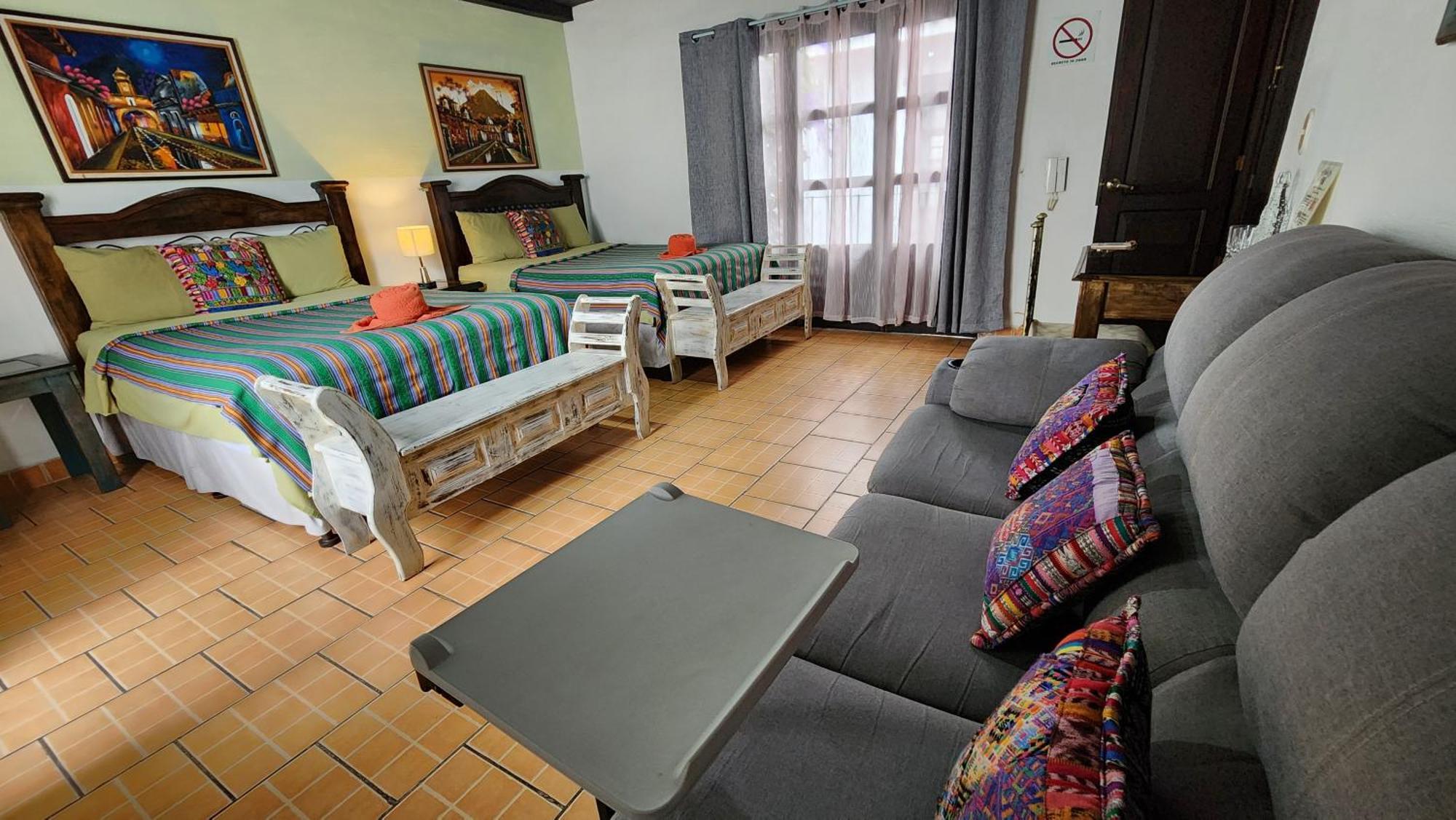 Magnolias Hotel Antigua Bagian luar foto