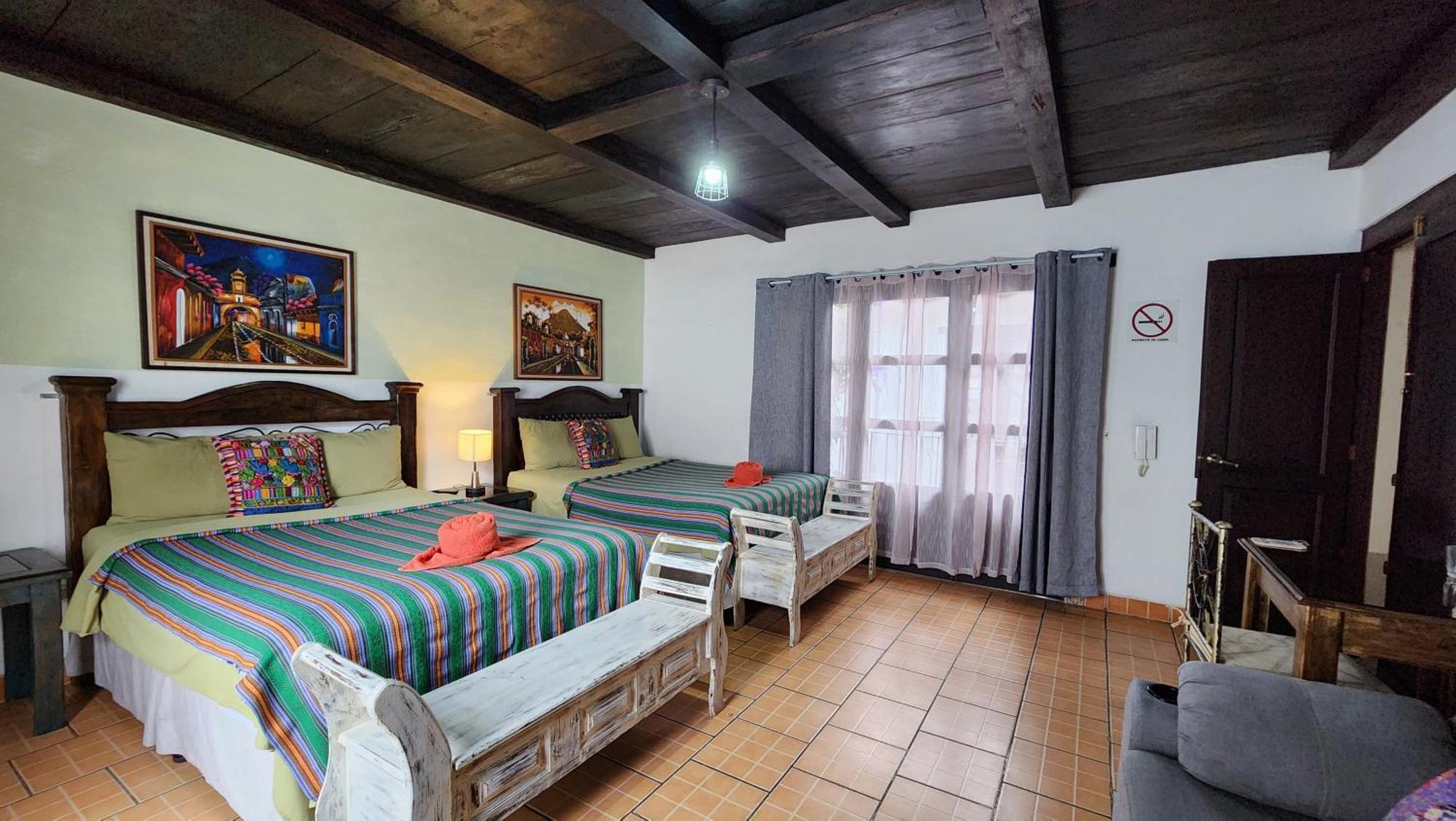 Magnolias Hotel Antigua Bagian luar foto