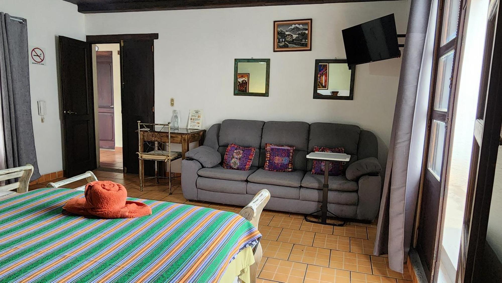 Magnolias Hotel Antigua Bagian luar foto