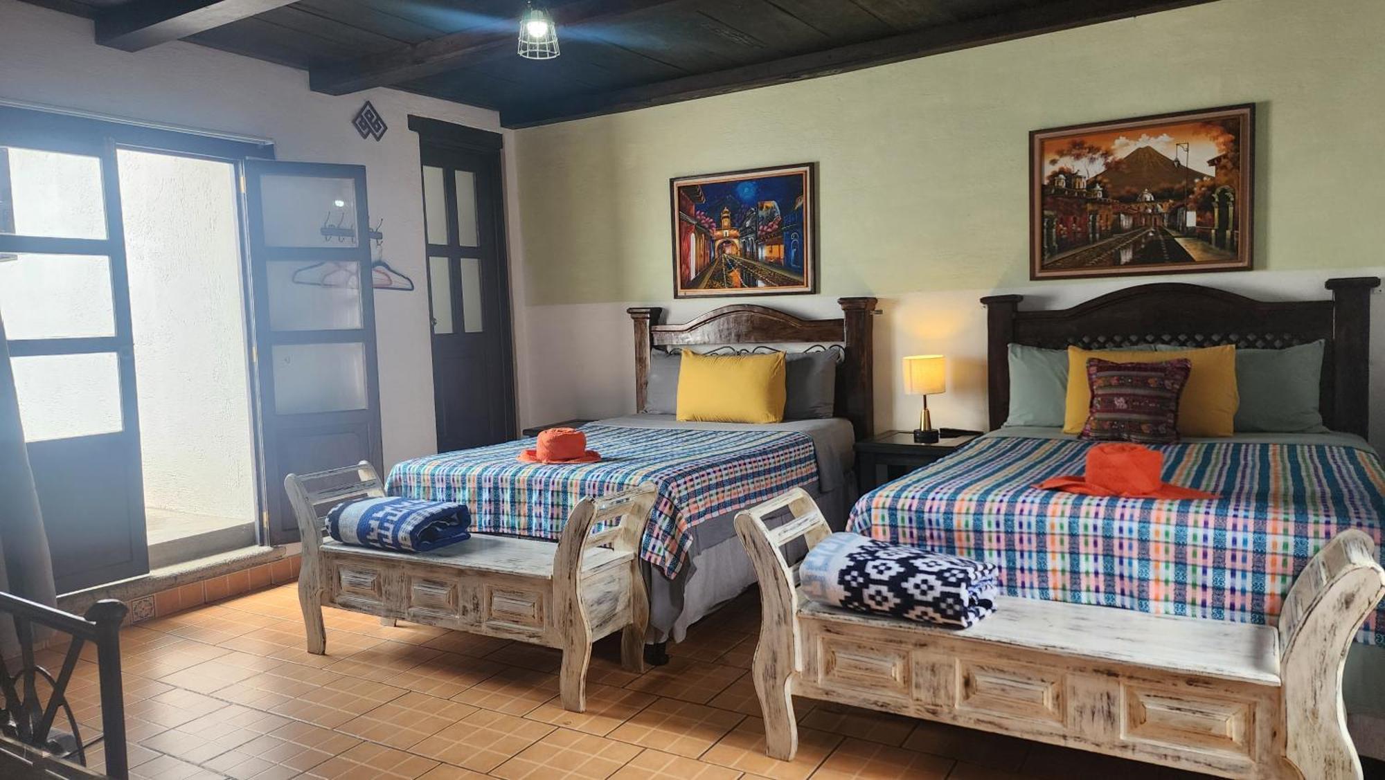 Magnolias Hotel Antigua Bagian luar foto
